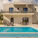 וילה Petradi Skala I