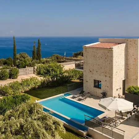 Petradi Skala Villa *